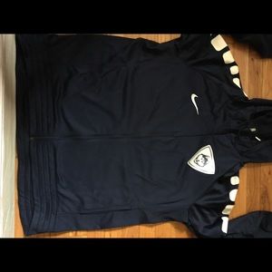 Uconn Men light jacket